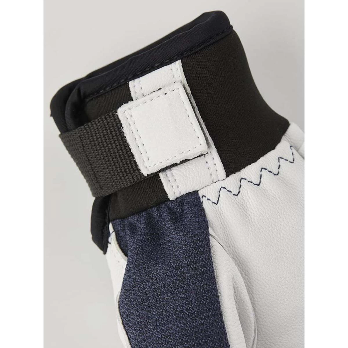 Hestra Army Leather Patrol Junior Mittens 3 Hestra Army Leather Patrol Junior Mittens - Image 3