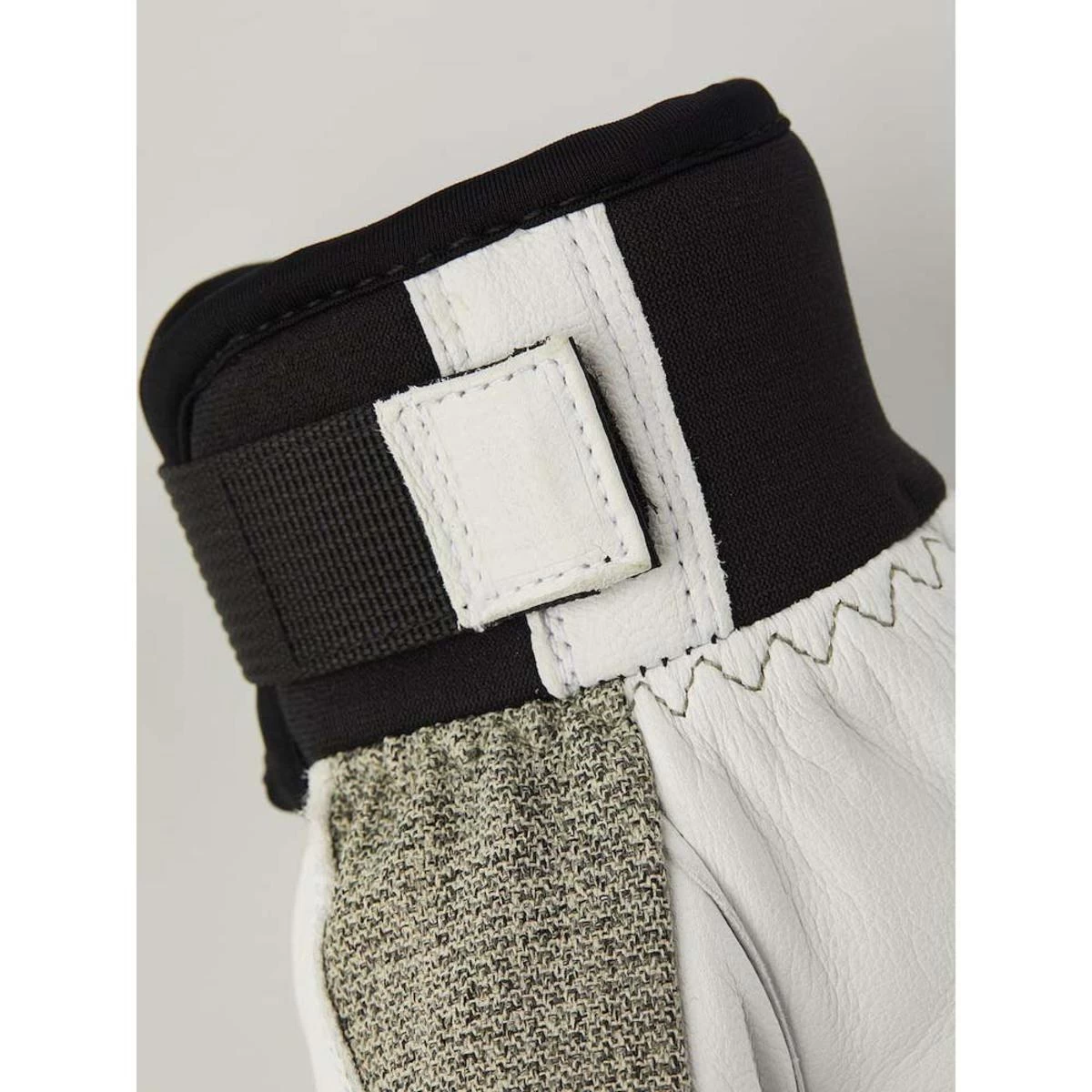 Hestra Army Leather Patrol Junior Mittens 9 Hestra Army Leather Patrol Junior Mittens - Image 9