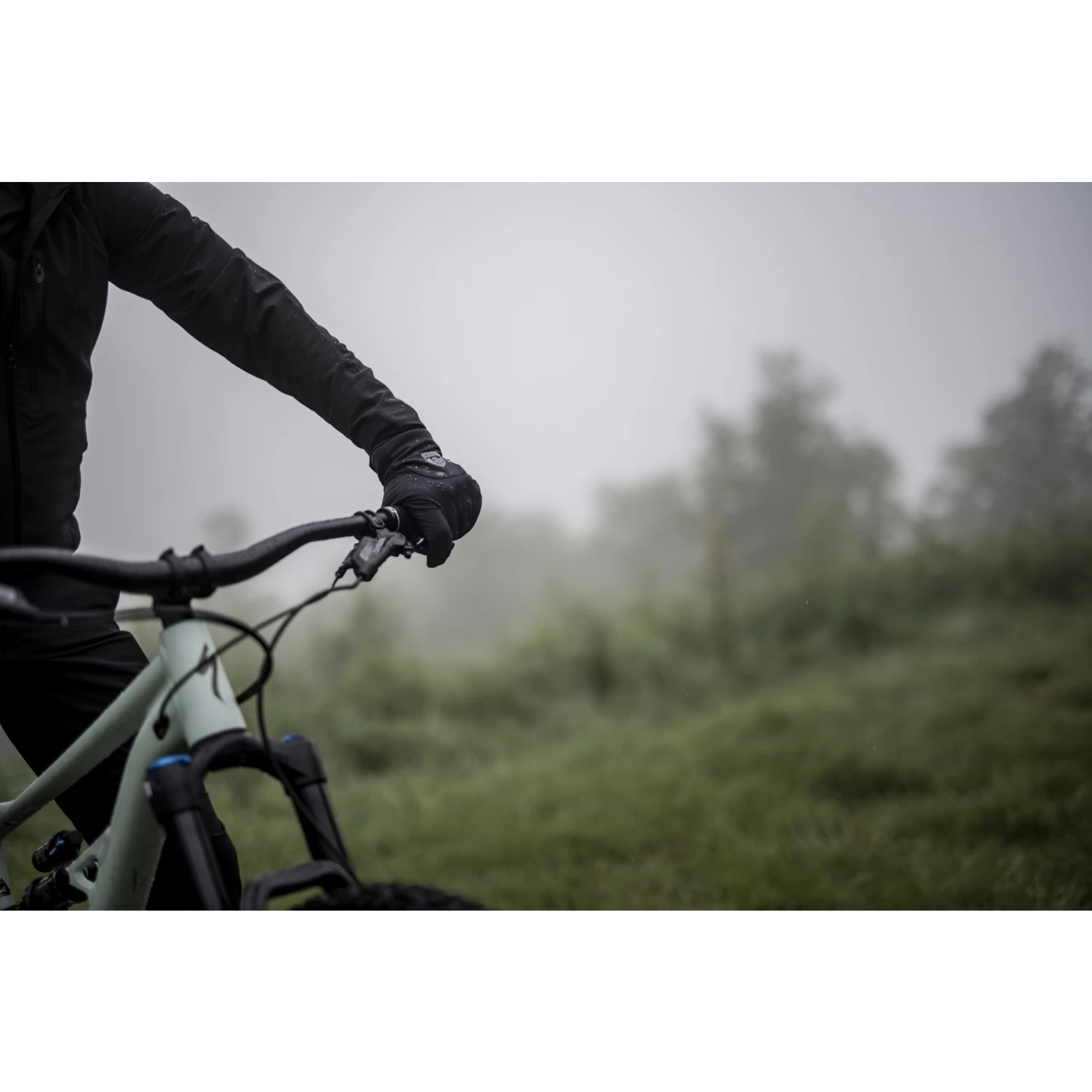 Hestra CZone Bike Mistral - 5 Finger Bike Gloves - Olive 10 Hestra CZone Bike Mistral - 5 Finger Bike Gloves - Olive - Image 10