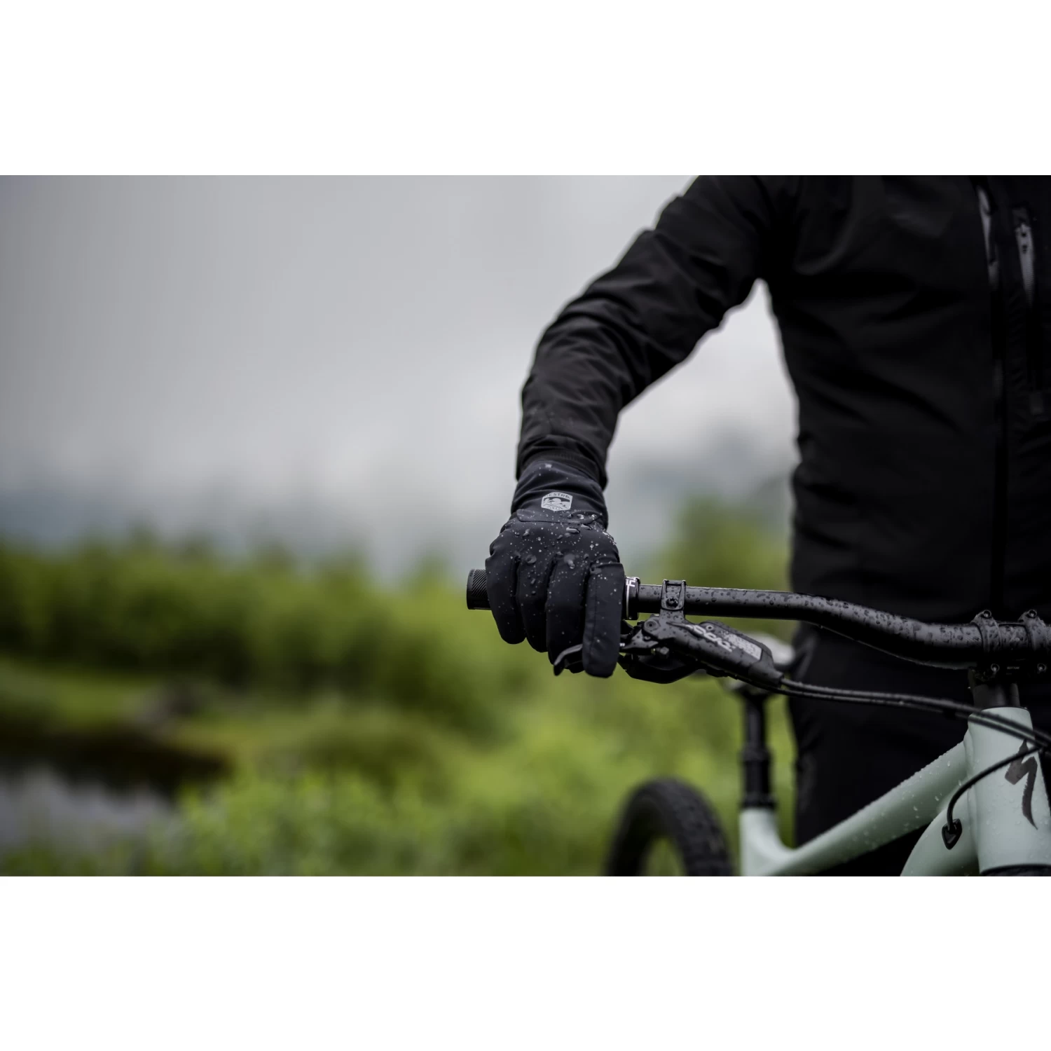 Hestra CZone Bike Mistral - 5 Finger Bike Gloves - Olive 8 Hestra CZone Bike Mistral - 5 Finger Bike Gloves - Olive - Image 8